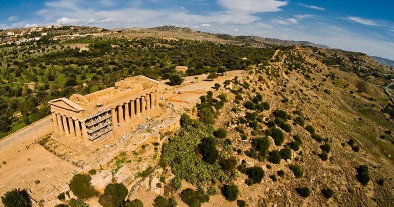 B&B Batara - "La Terrazza Del Centro" Agrigento Eksteriør bilde