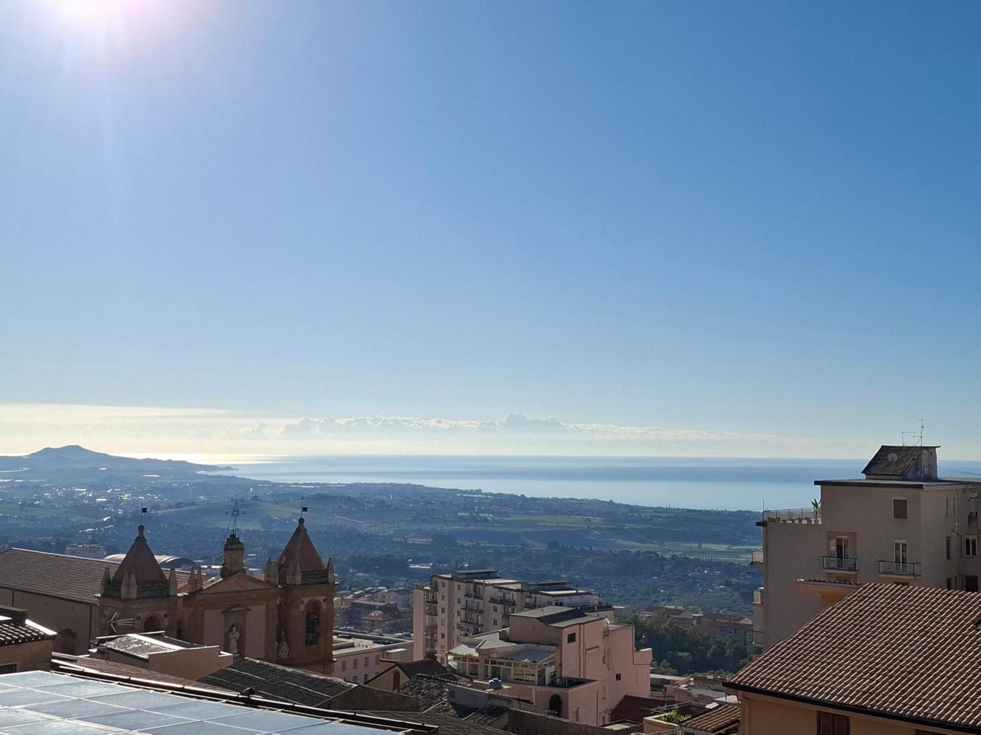 B&B Batara - "La Terrazza Del Centro" Agrigento Eksteriør bilde