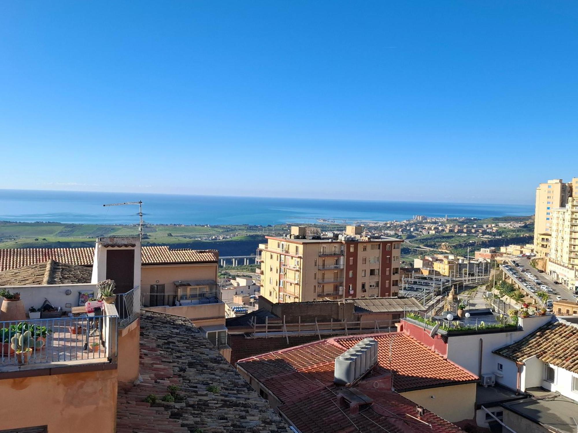 B&B Batara - "La Terrazza Del Centro" Agrigento Eksteriør bilde